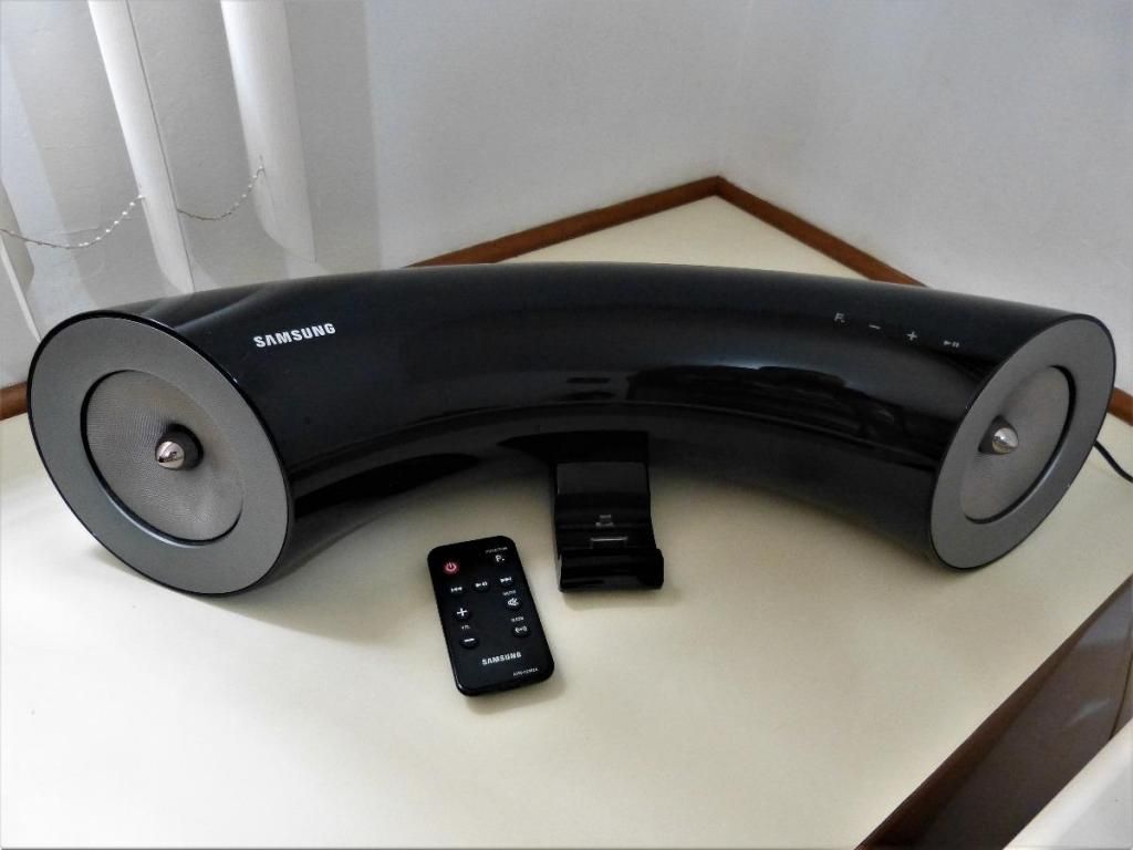 Vendo parlante bluetooth Samsung Audio Dock DAE651,entrada