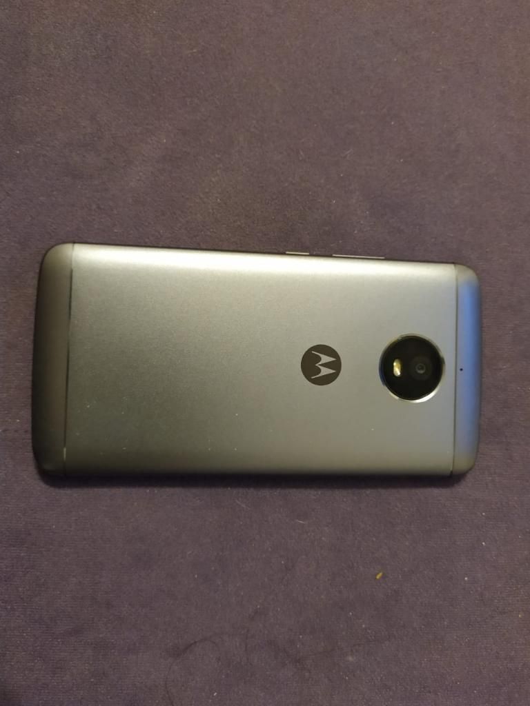 Venta Cel Motorola E4 Plus Semi Nuevo