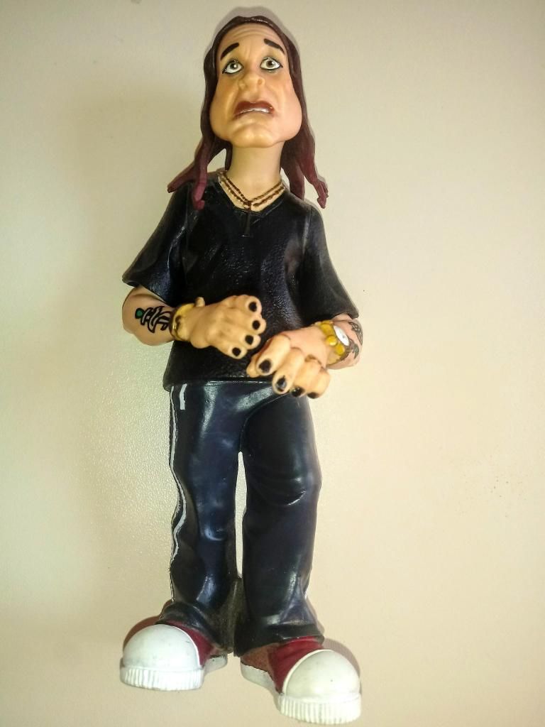 Figura Coleccionable Ozzy Osbourne S/ 20