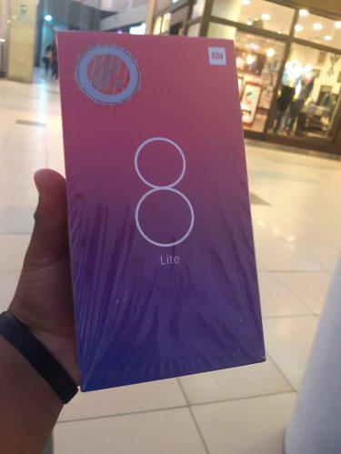 Xiaomi Mi 8 Lite 4gb Y 64gb