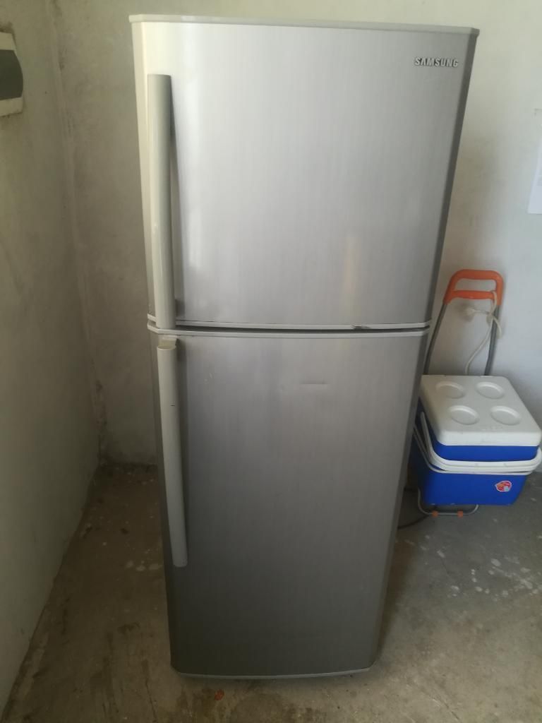 Refrigerador 180litros