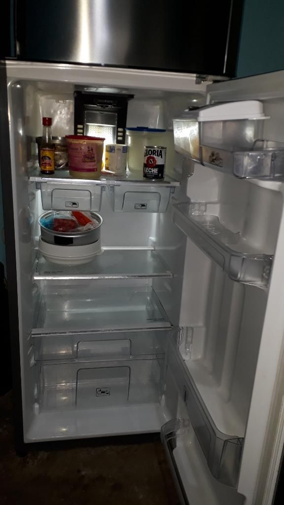 Vendo Refrigerador Marca Mabe