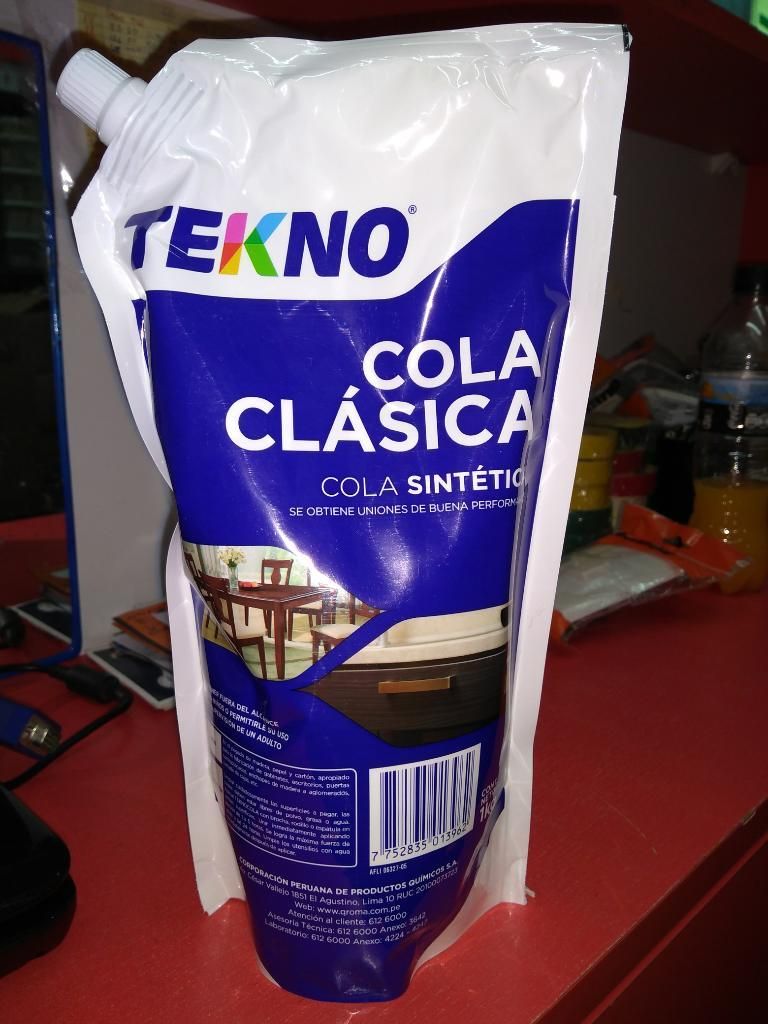 Cola Sintetica Tekno