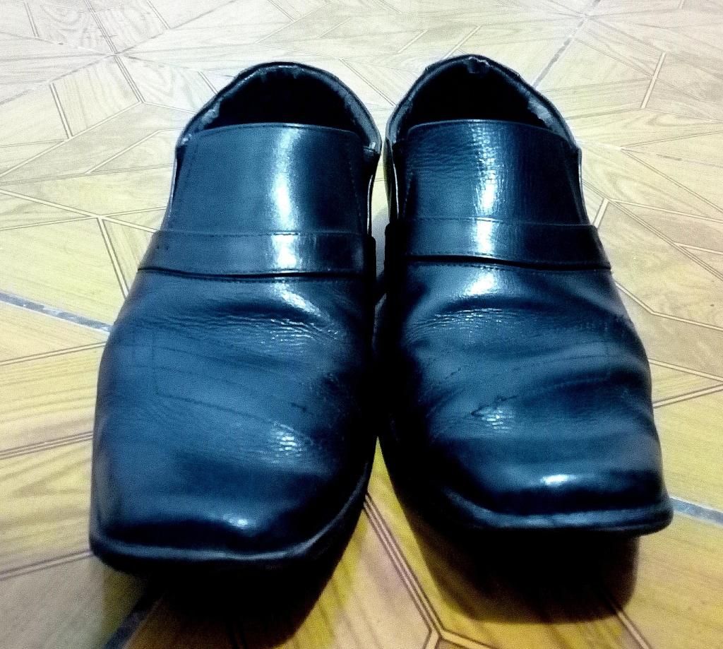 Zapatos para hombre usados talla 40 color negro