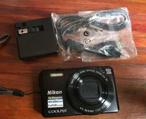 Camara Nikon Coolpix S7000/16 Mpx/wifi/cargador/bolso/caja