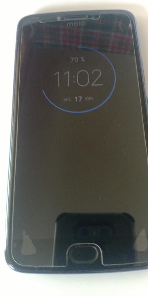 Motorola E4 Plus