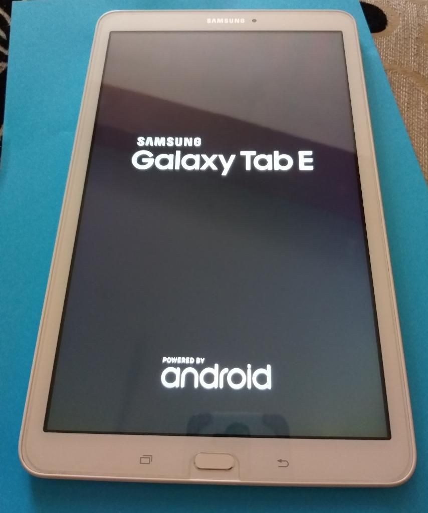 Vendo Mi Tablet Samsung de 9.6 Pulgadas