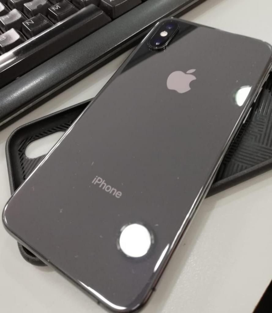 iPhone Xs 64 Gb