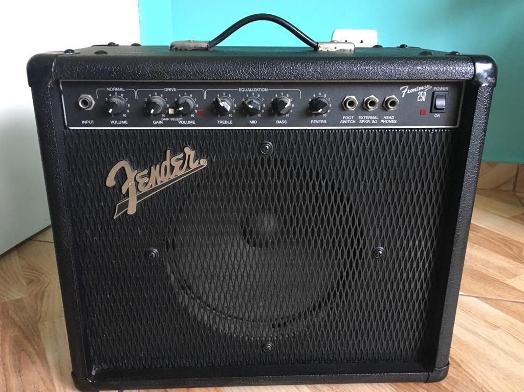 Amplificador Fender Frotman 25R