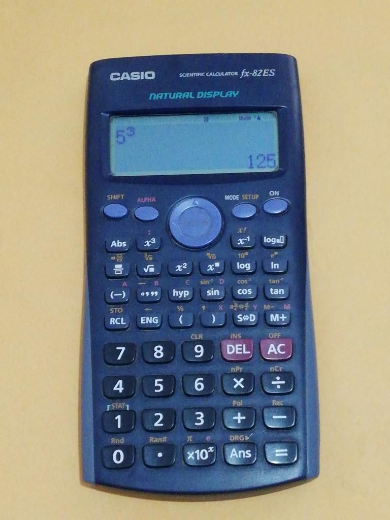 Calculadora Científica en Buen Estado