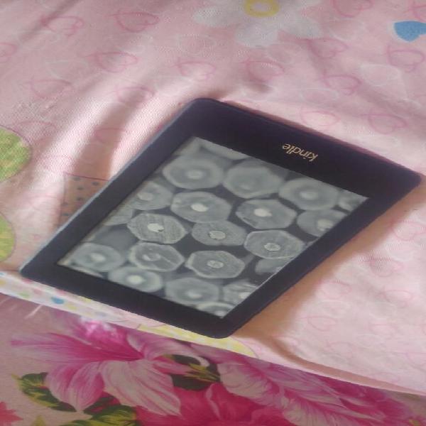 Kindle 7ma Gen Retro Iluminacion 8 Gb