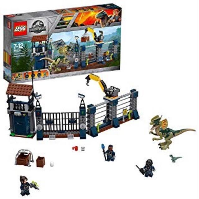 Lego Jurassic World  Ataque Del Diloposaurus