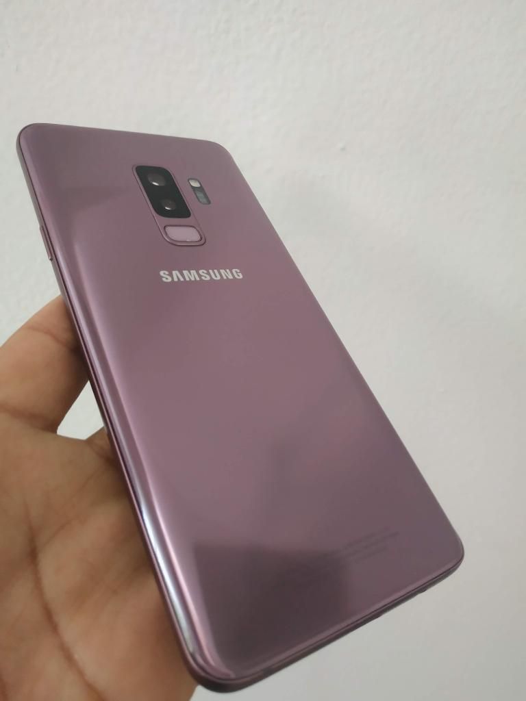 Samsung Galaxy S9 Plus Lila Detalle
