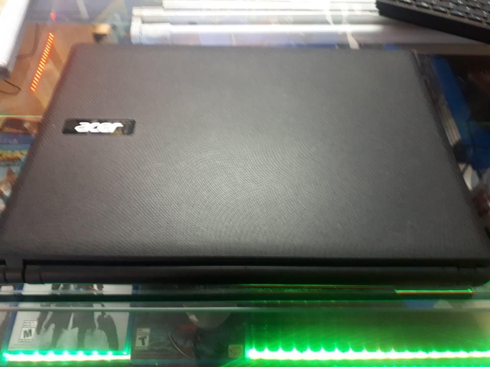 Laptop Acer aspire Intel, Como Nueva