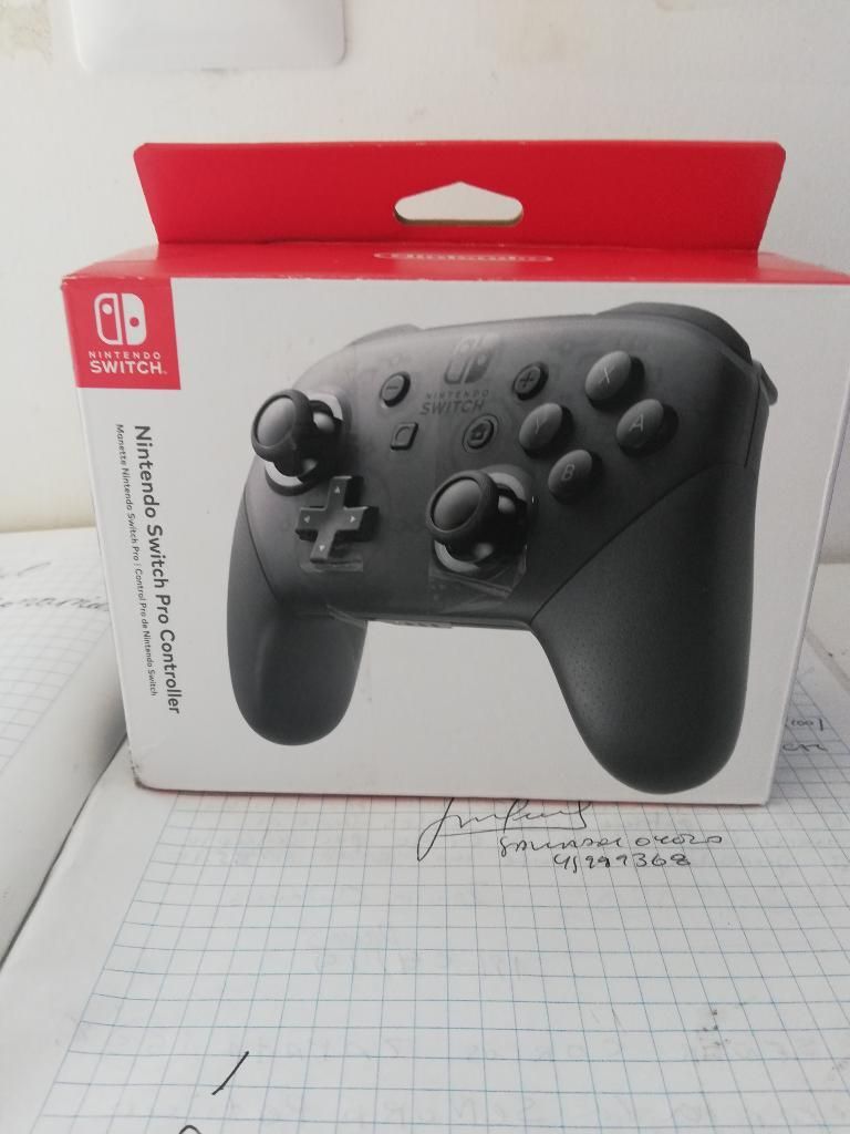 Mando Nintendo Switch
