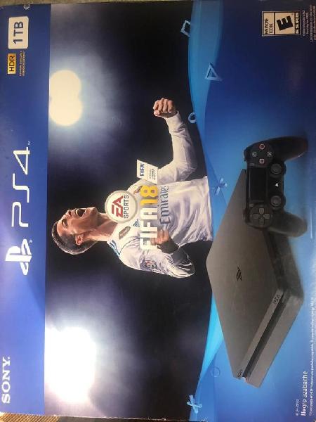 Play Station4 1TB, Juegos Y accesorios