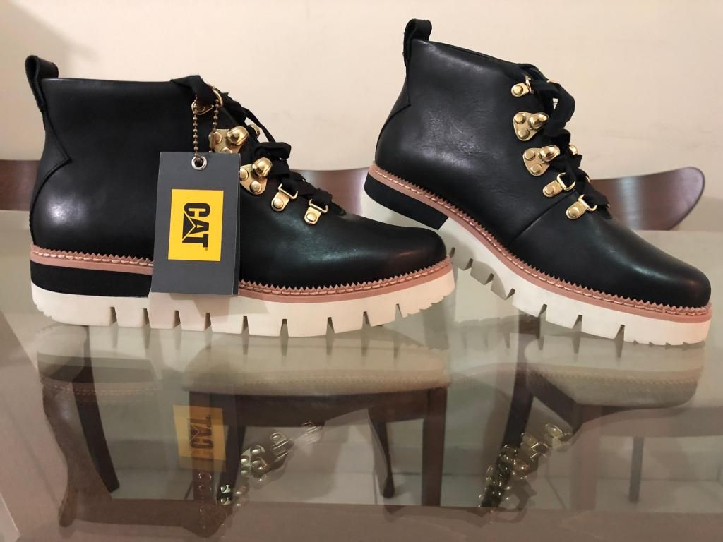 CAT Lace Up Boot Black 37.5