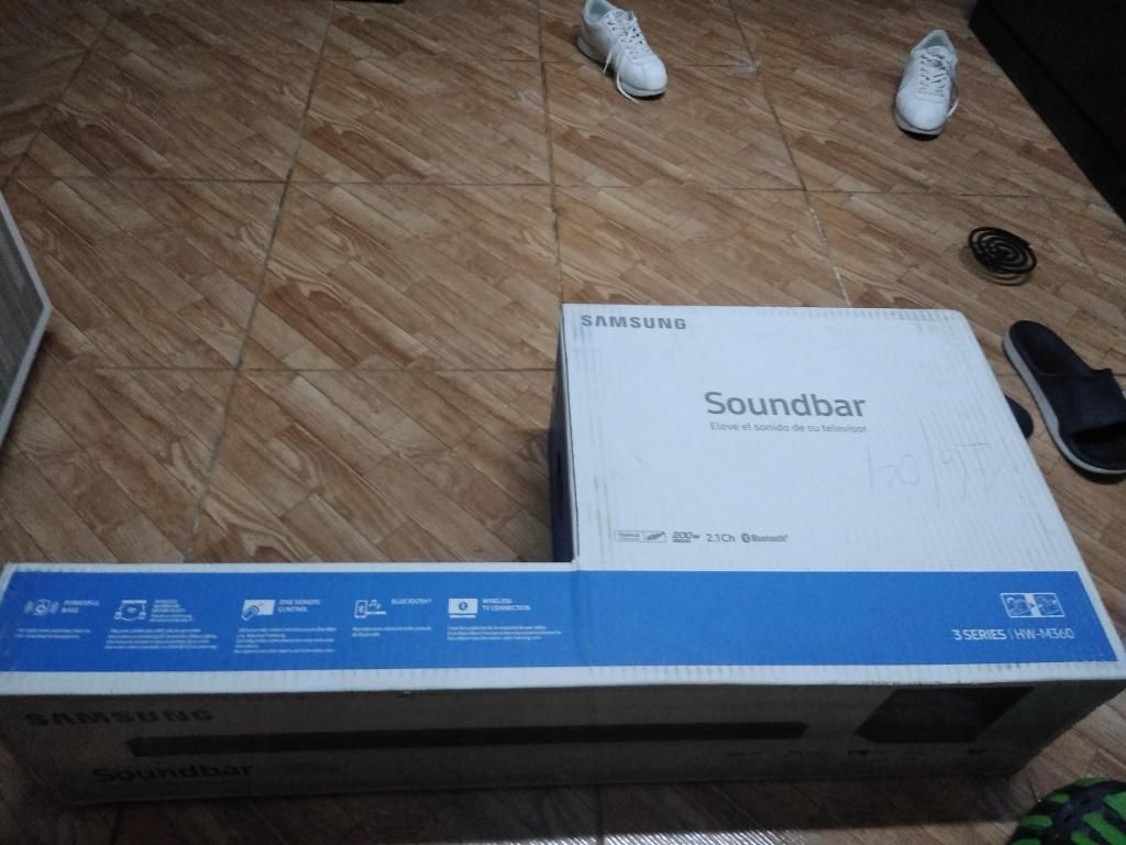 Vendo Soundbar Samsung Nuevo en Caja.