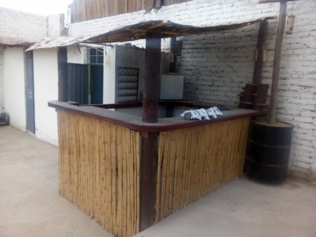 Barra Bar de madera