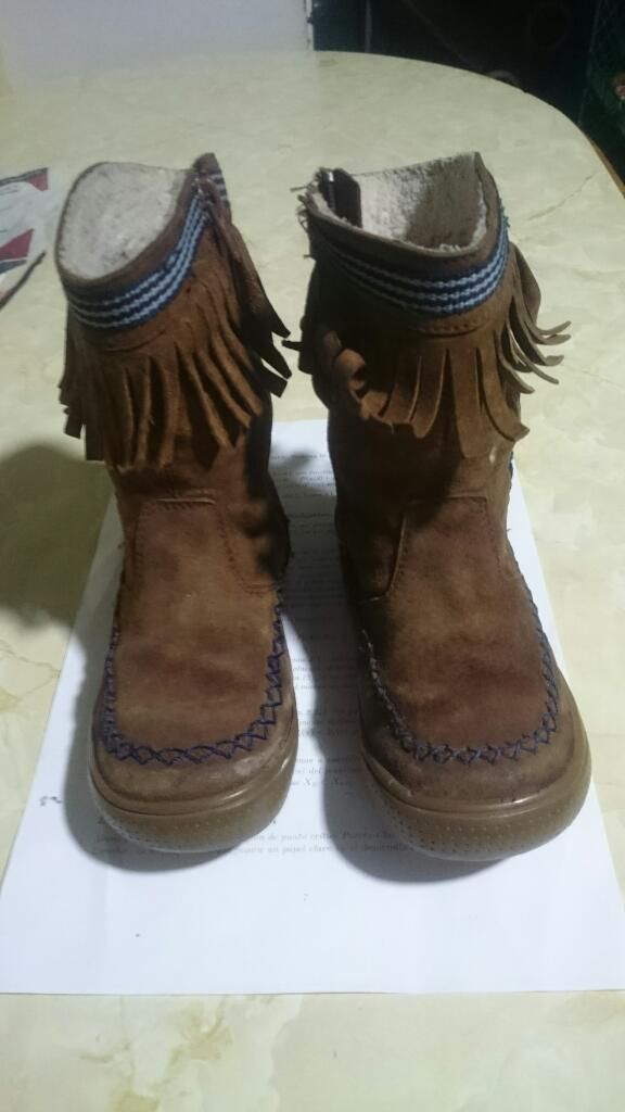 Botas, Botines Hush Puppies. Talla 29