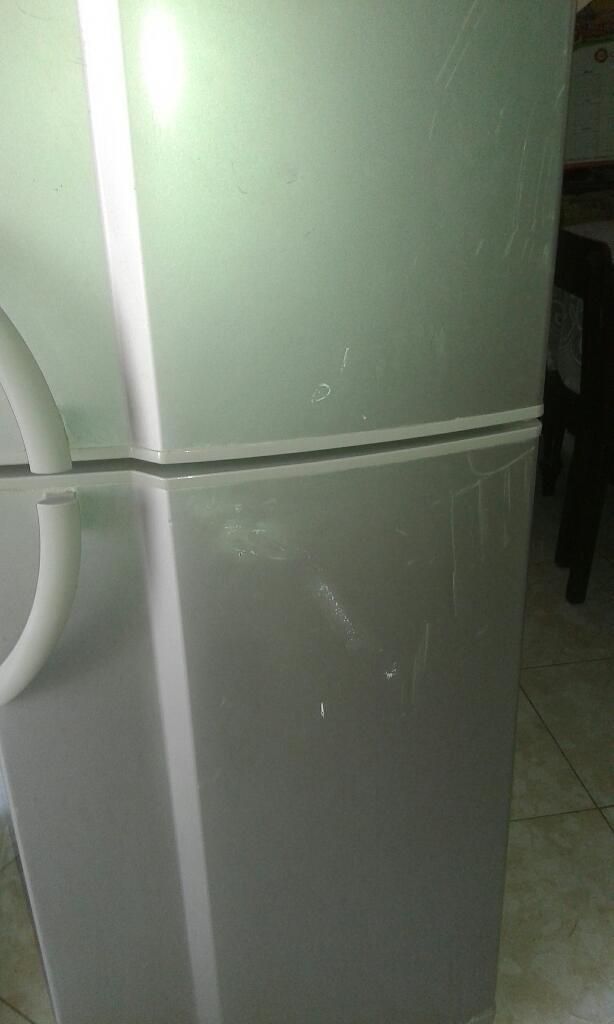 Refrigeradora Mabe Nofrost Mediana