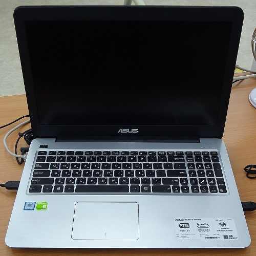 Laptop Asus X556u I7 7tha Generación 9/10 Nvidia 940mx