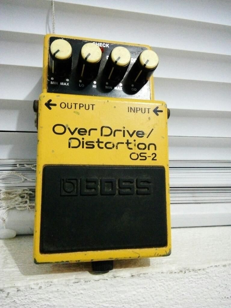 Boss Overdrive Distortion Os-2 Guitarra