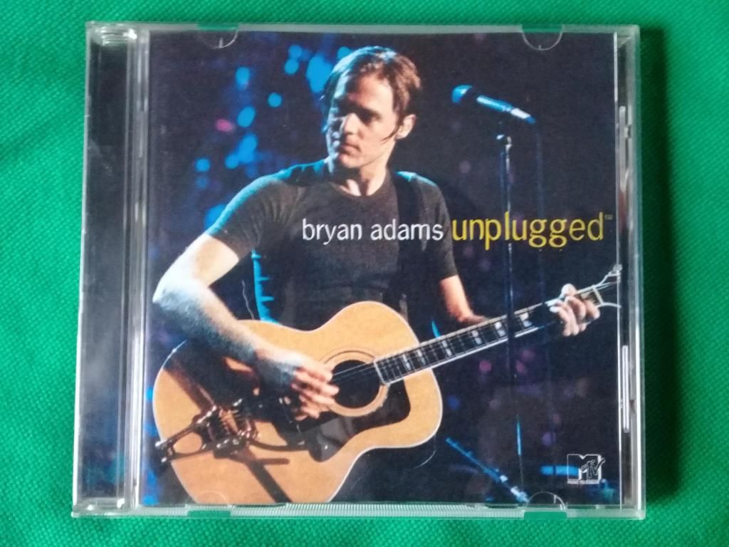 Se Vende CD Bryan Adams Unplugged, en buen estado