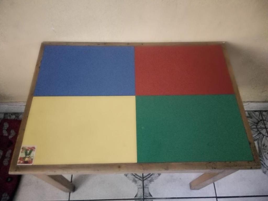 MESA PARA NIÑOS