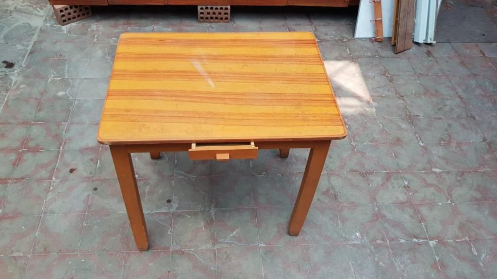 Mesa escritorio de madera