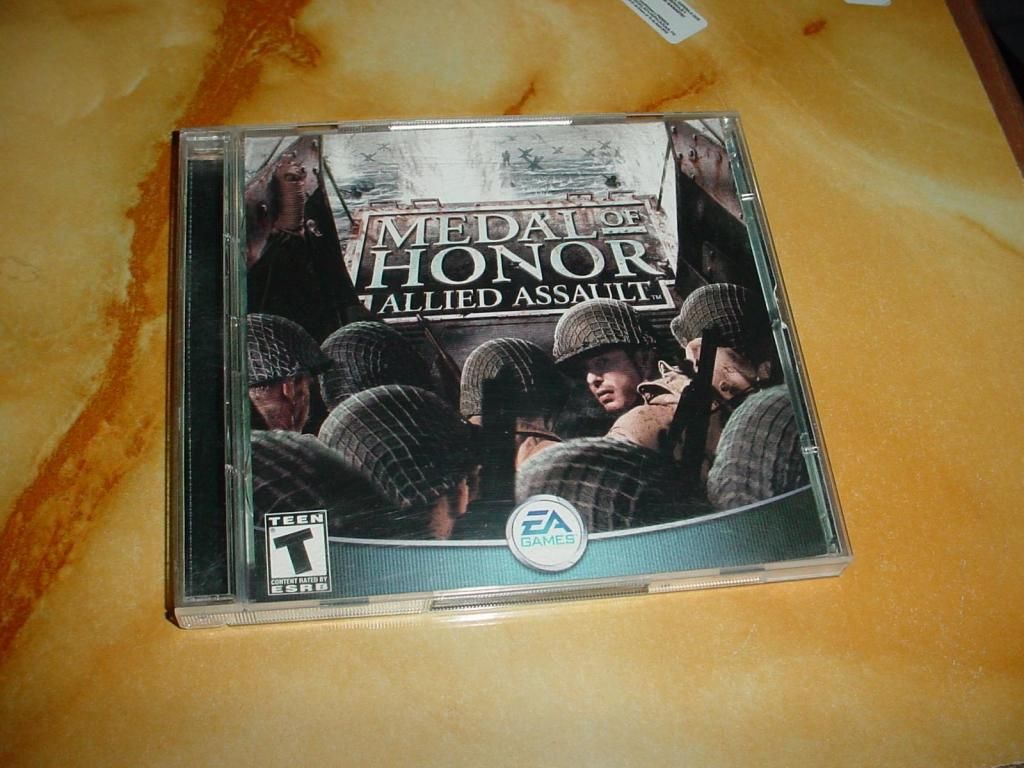 PC game doble CD Medal of Honor: Allied assault trae su key
