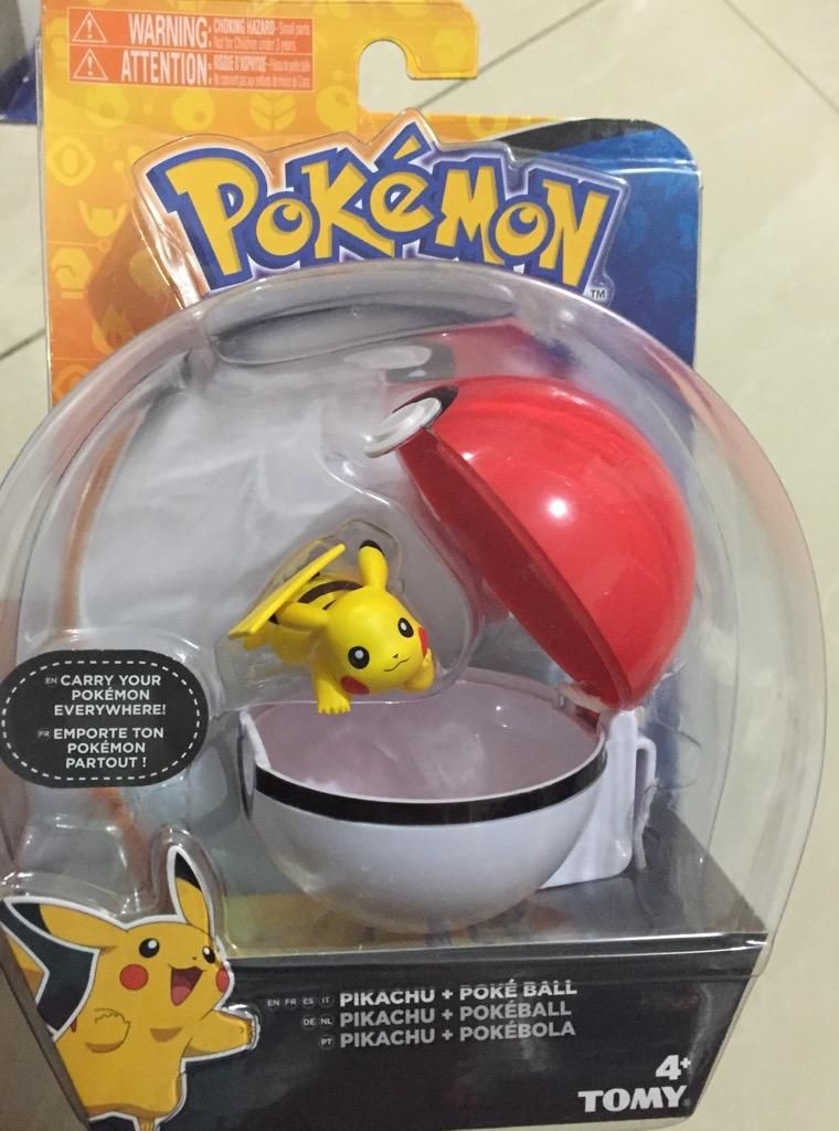 Pokemon Tomy Pikachu Pike Ball Original