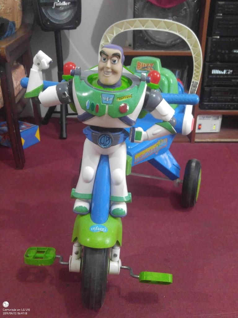 Triciclo Buzz