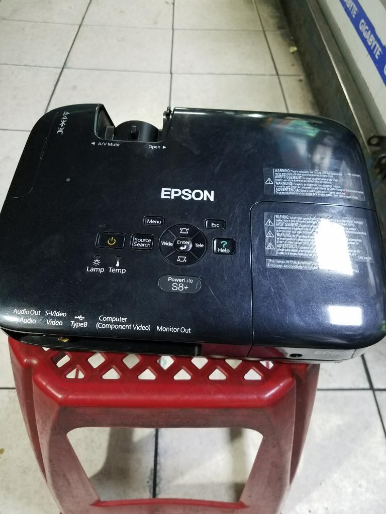 Proyector Epson Casi Nuevo