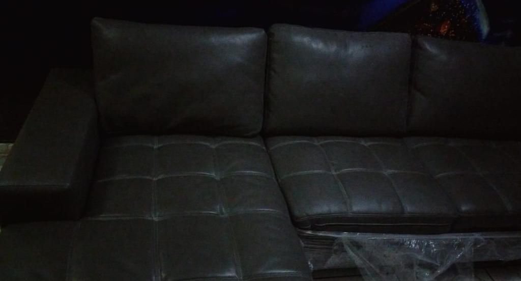 Sofa en L Tipo Cuero