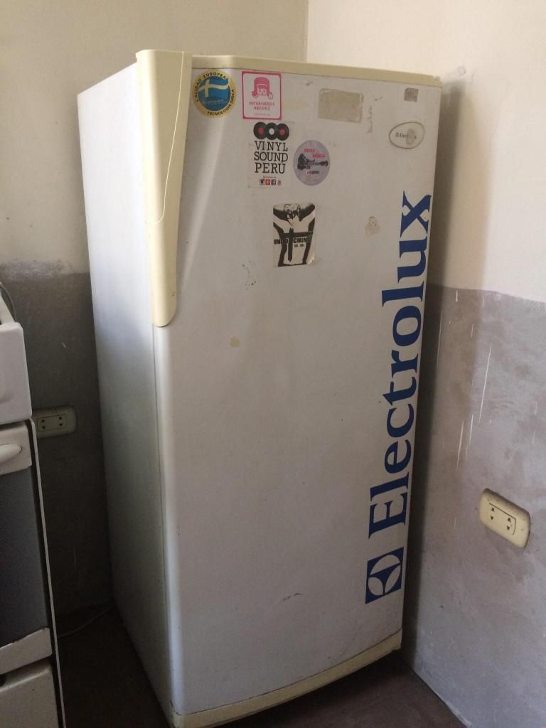 Refrigeradora Electrolux Usada