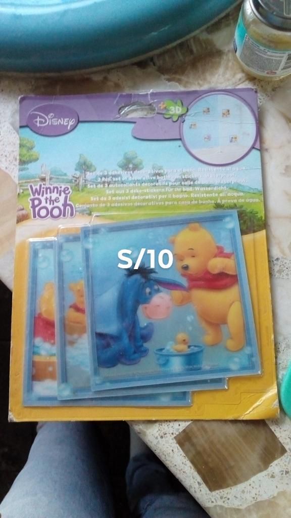 Sticker Adhesivo de Winnie Pooh
