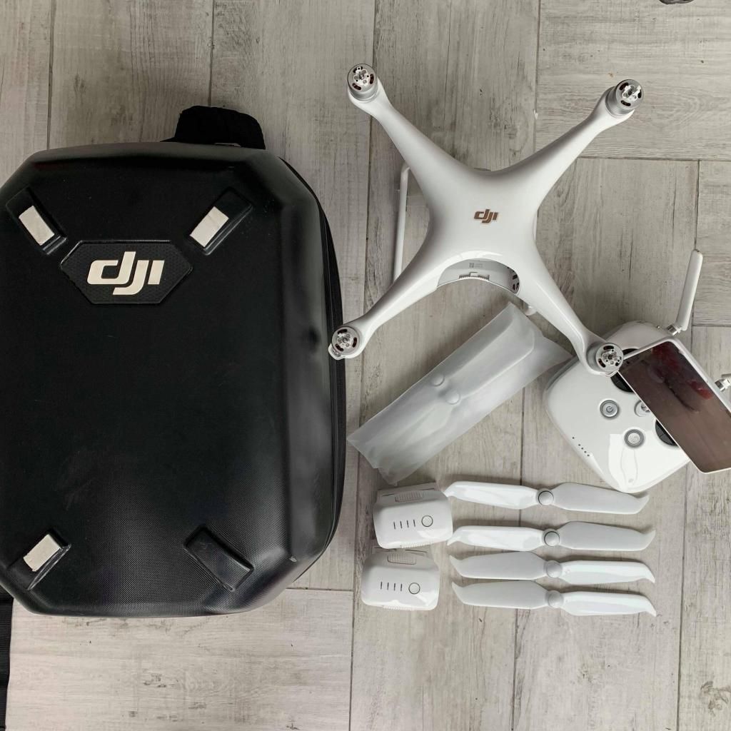 DJI Drone Phantom 4 PRO v 2.0