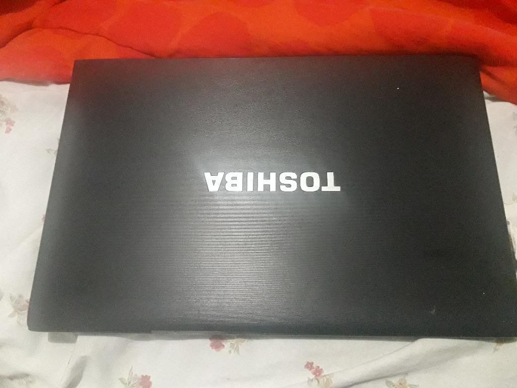Remato Laptop Toshiba I5 para Repuesto O