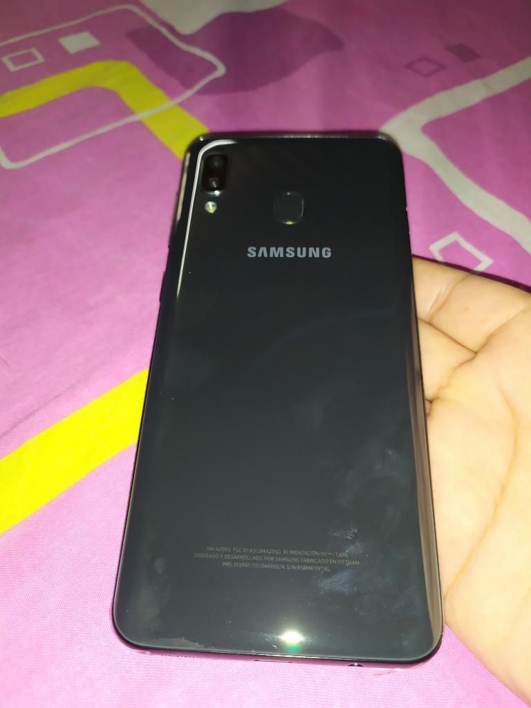 Remato Samsung G. A20 Nuevo con Detalle