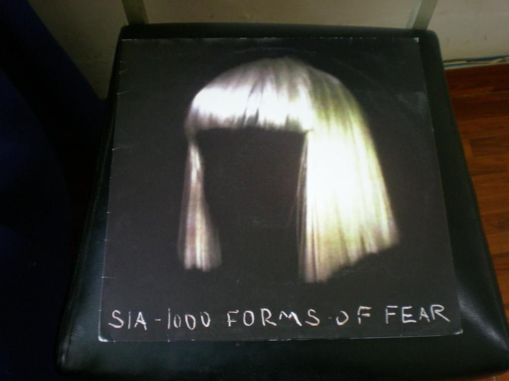 Disco de vinilo  forms of fear de Sia.