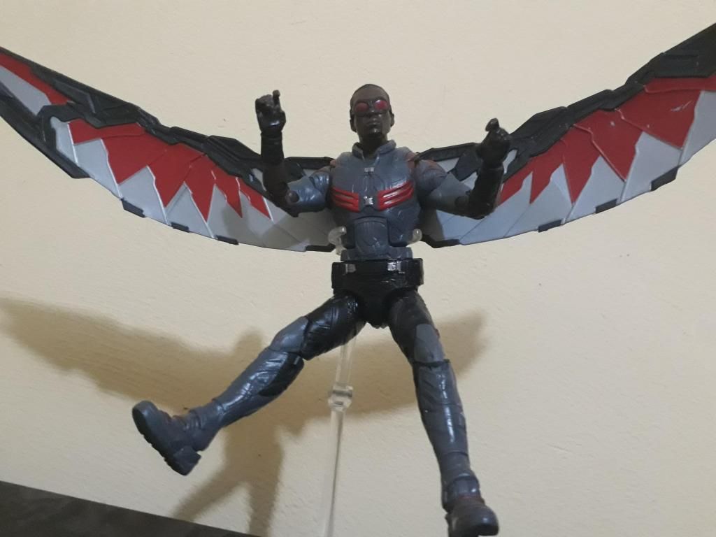 Marvel Legends Falcon