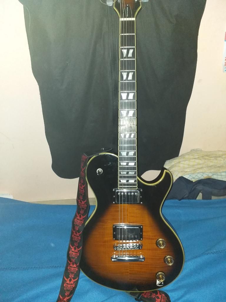 Vendo Guitarra Shecter Solo 6 Custom