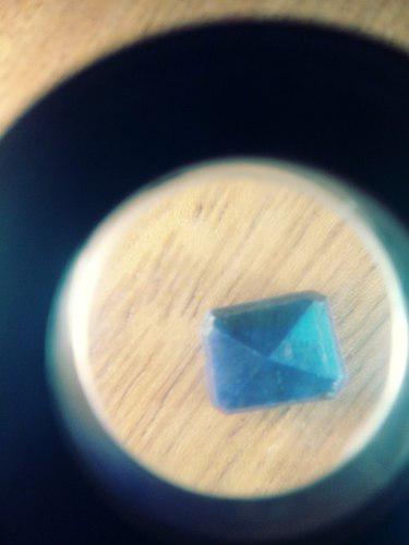 Piedra Zafiro Azul Lechoso Cor Esmeralda Ct 5.50 N ° Zc021