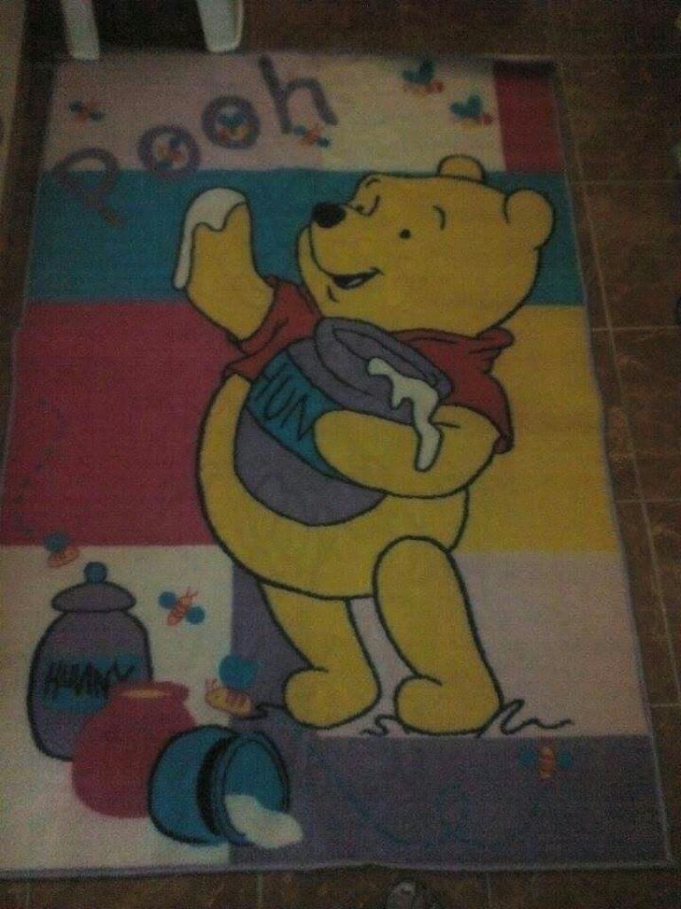 Alfombra de Winnie Pooh en Buen Estado