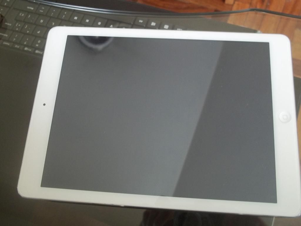 Apple iPad air A de 16 GB - Plateado - 9.7