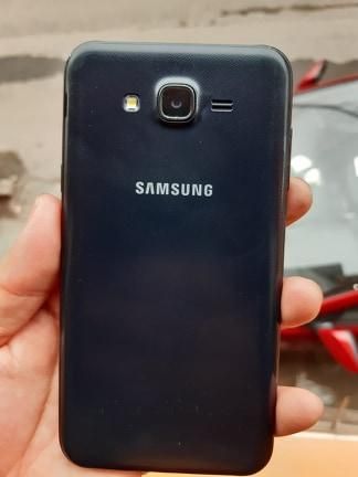 samsung j7 neo