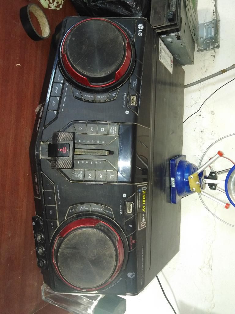 Vendo Equipo de Sonido Lg