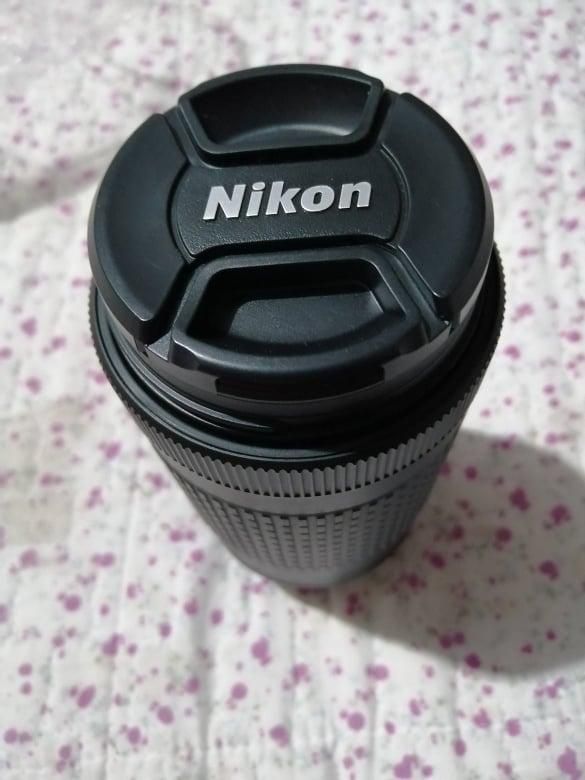 Remato Lente Nikon nuevo
