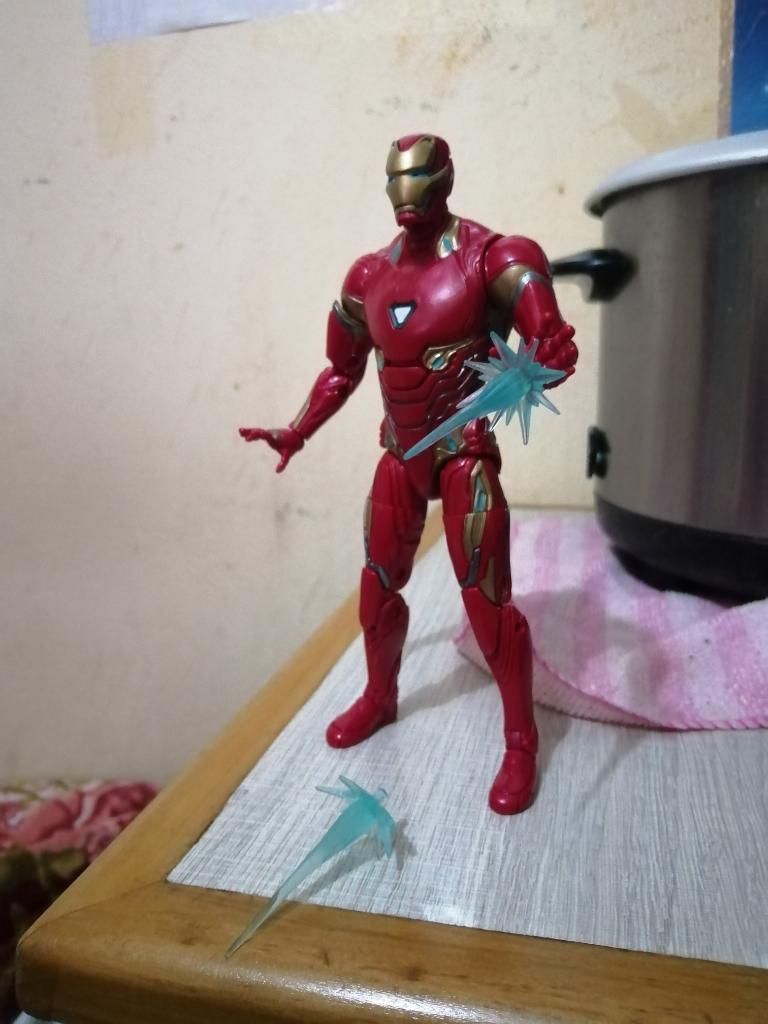 Marvel Legends Iron Man Mark 50